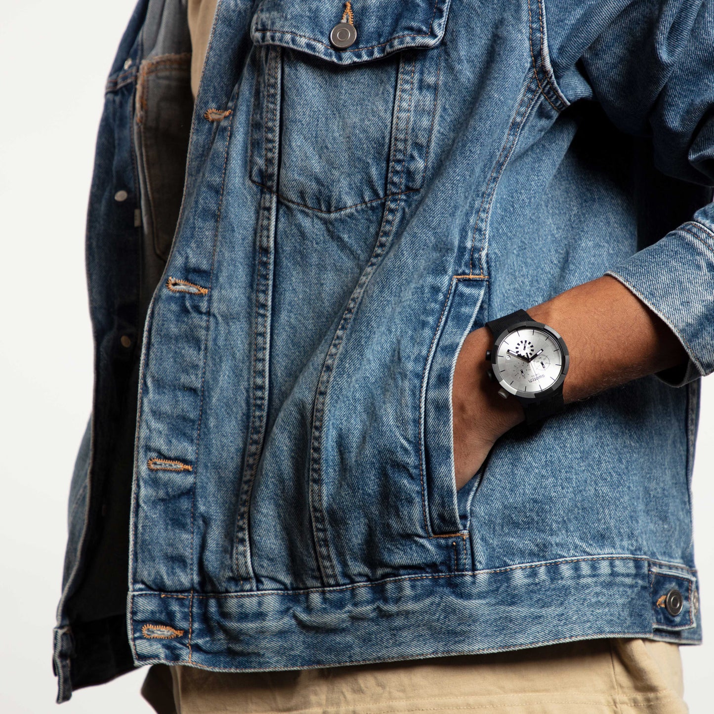 Swatch CHEQUERED SILVER SB02B404