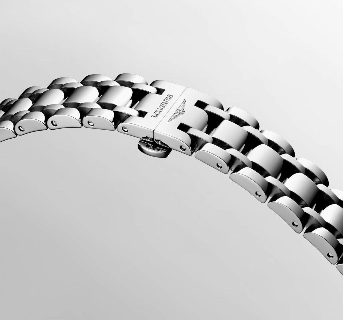 Longines DolceVita  20,8 × 32 mm