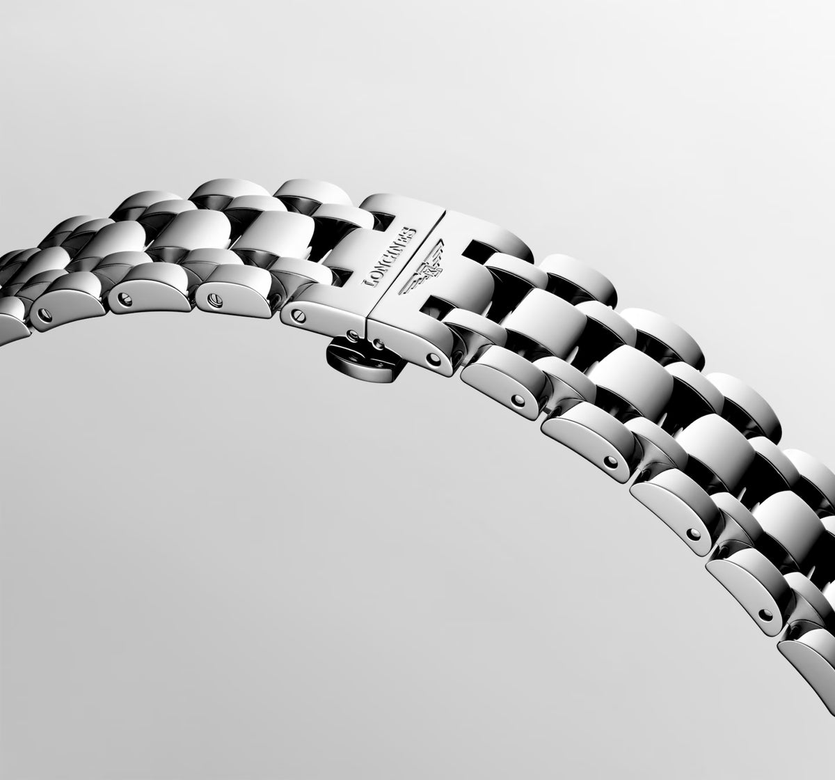 Longines DolceVita 23,3 × 37 mm
