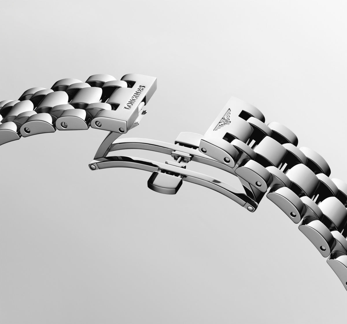 Longines DolceVita 23,3 × 37 mm